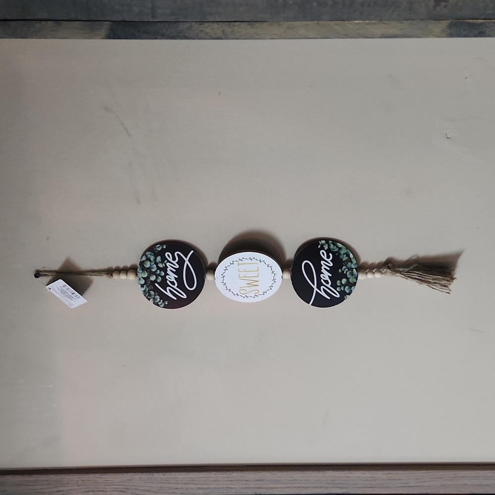 ⭐️NWT WALL DECOR